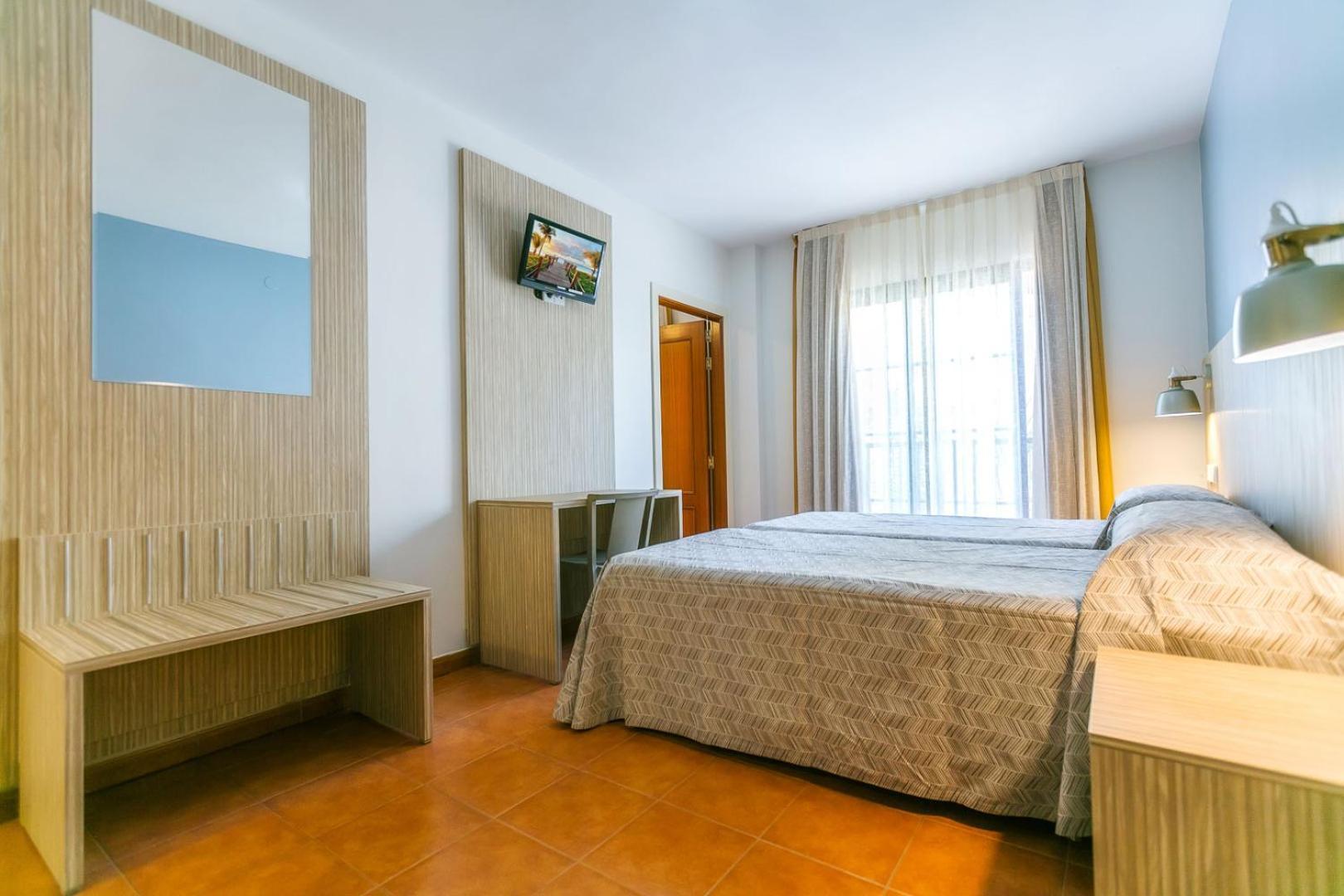 Hotel Galicia フエンヒロラ エクステリア 写真