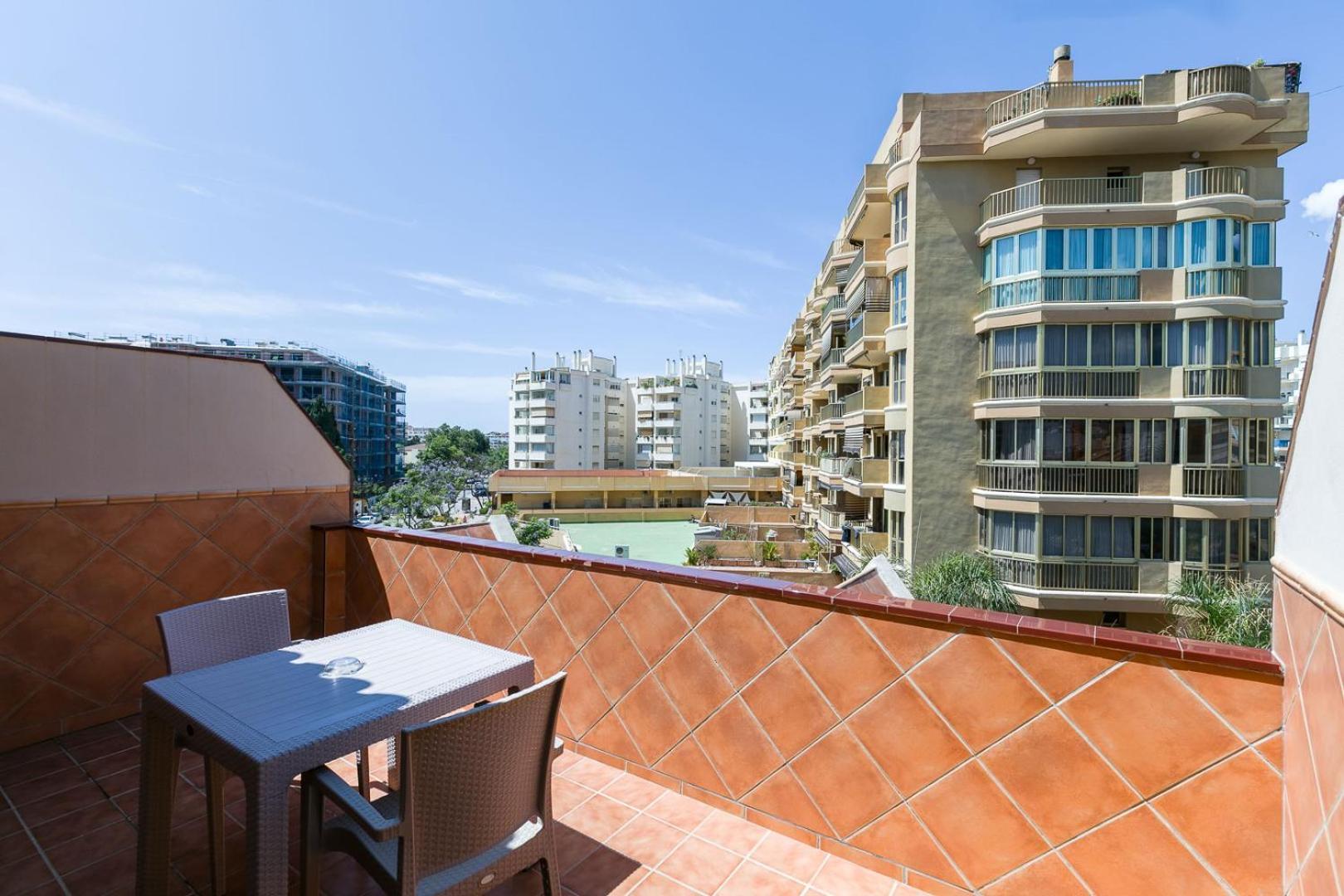 Hotel Galicia フエンヒロラ エクステリア 写真